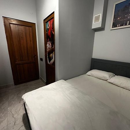 Hotel California Boutique Erévan Extérieur photo