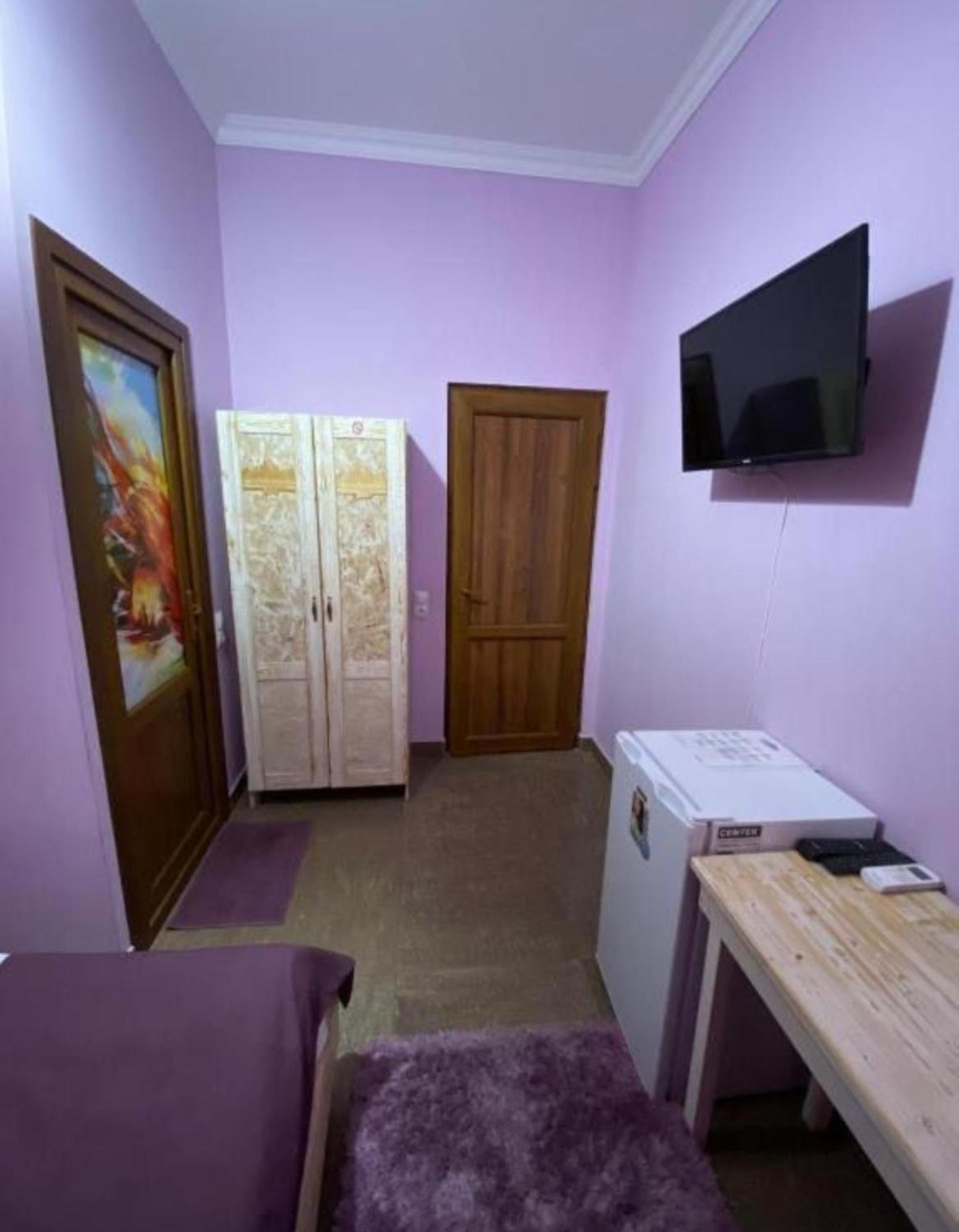 Hotel California Boutique Erévan Extérieur photo