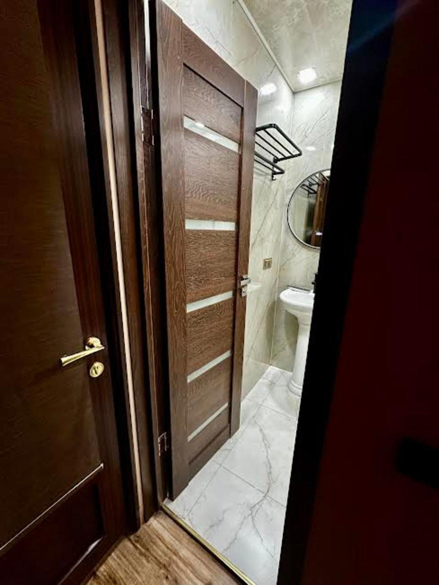 Hotel California Boutique Erévan Chambre photo